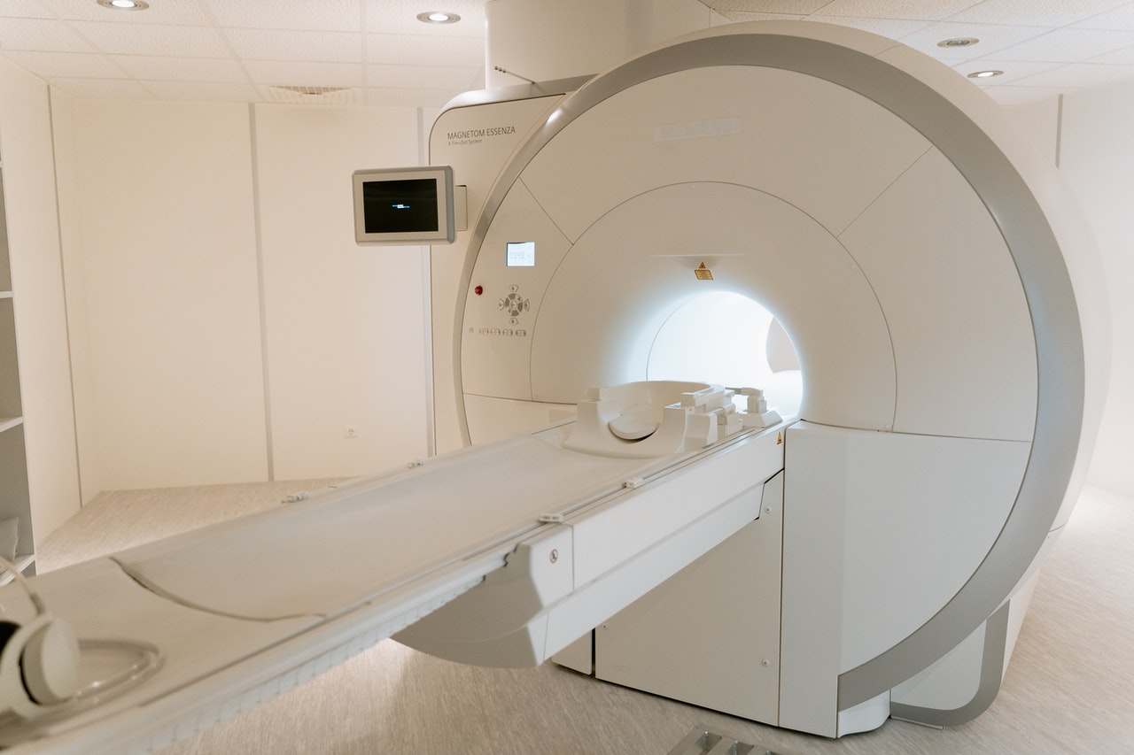 MRI認定技師（磁気共鳴専門技術者）に一年で合格する方法【オススメ参考書や勉強方法・資格申請手順まで公開】